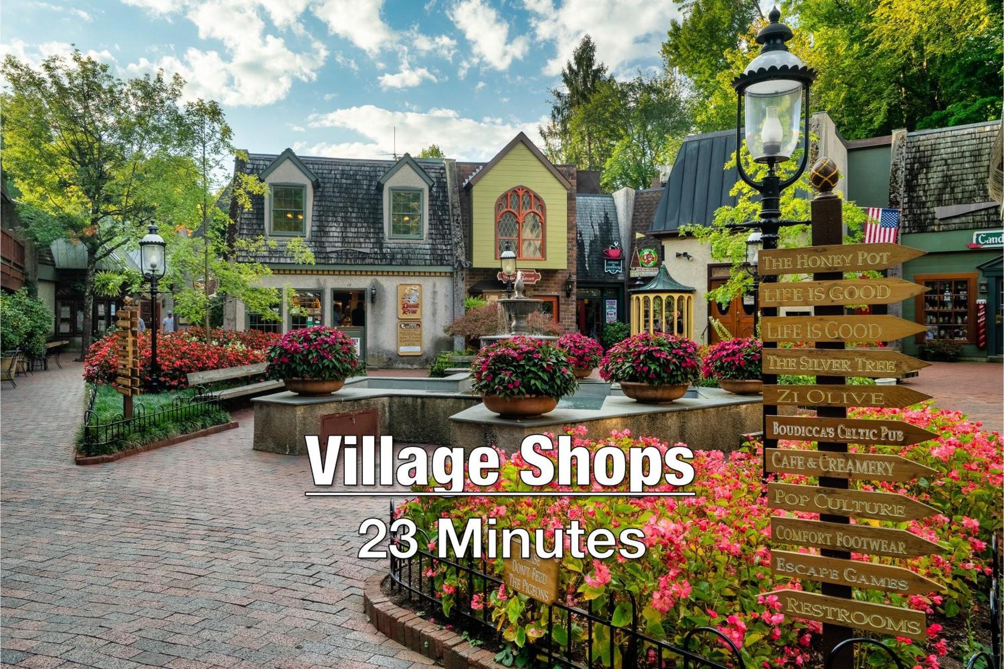 New Luxury Cabin With Stunning Mountainviews,Hottub, Firepit, Fireplace,2 Kingbeds, 2 Covereddecks,Bbqgrill, Shuffleboard And Pool Access Sevierville Exterior foto
